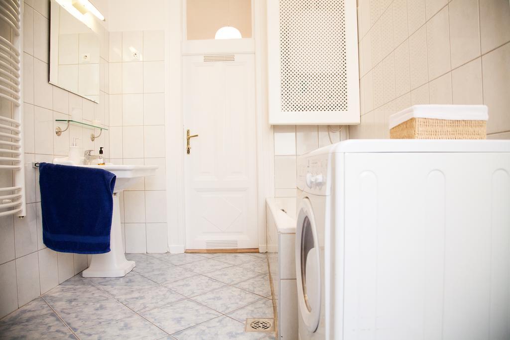 City Apartment บูดาเปสต์ ภายนอก รูปภาพ