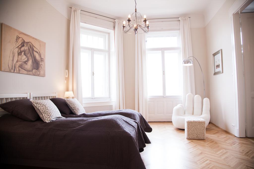City Apartment บูดาเปสต์ ภายนอก รูปภาพ